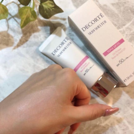 サンシェルター トーンアップCC/DECORTÉ/CCクリームを使ったクチコミ(3枚目)