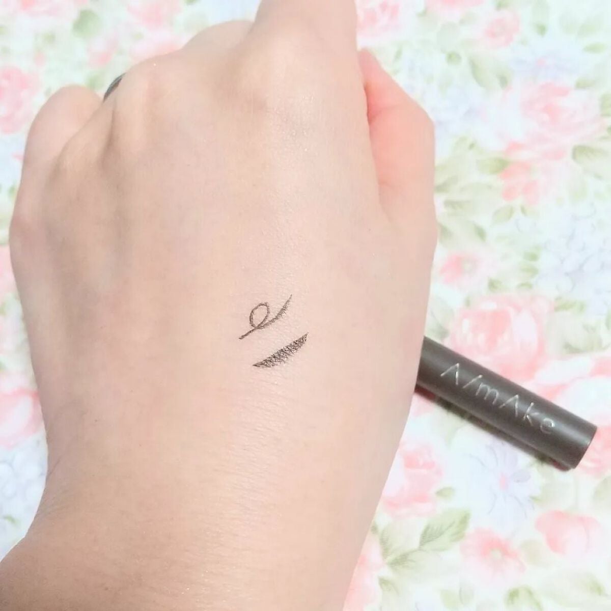 エーメイク マットリキッドアイライナー /A/mAke/リキッドアイライナーを使ったクチコミ(3枚目)