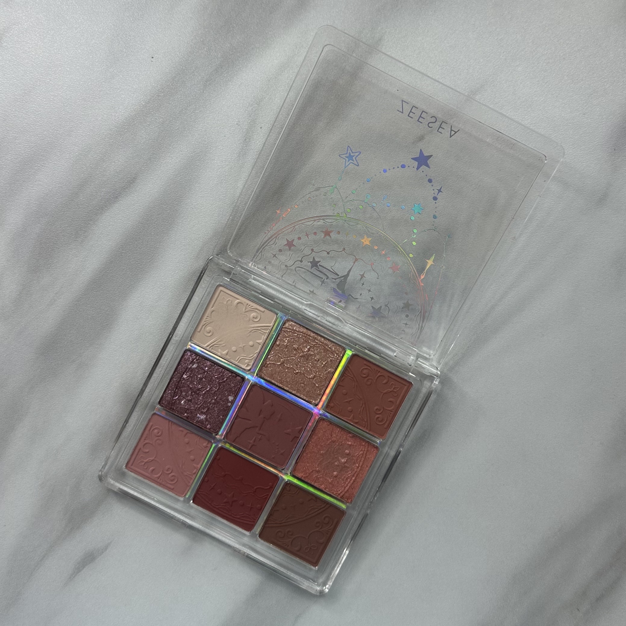 クォーツ 9色アイシャドウパレット(ドリームランドアイシャドウ)/ZEESEA/アイシャドウパレットを使ったクチコミ（2枚目）