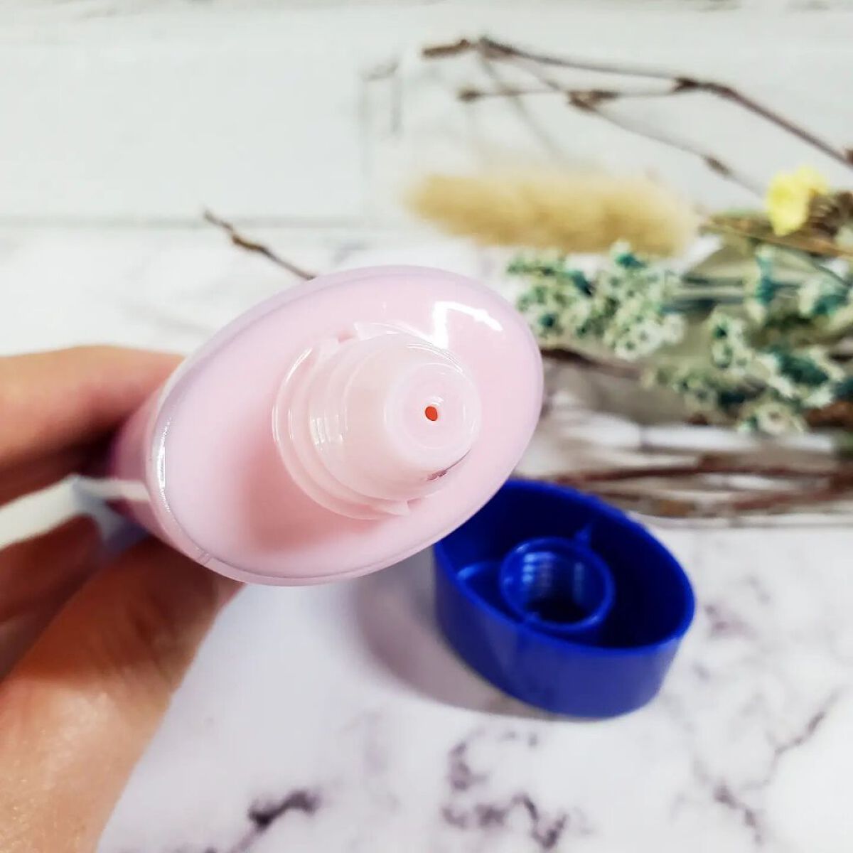 ニベアUV ディープ プロテクト＆ケア トーンアップ エッセンス/ニベア/日焼け止めローションを使ったクチコミ（2枚目）