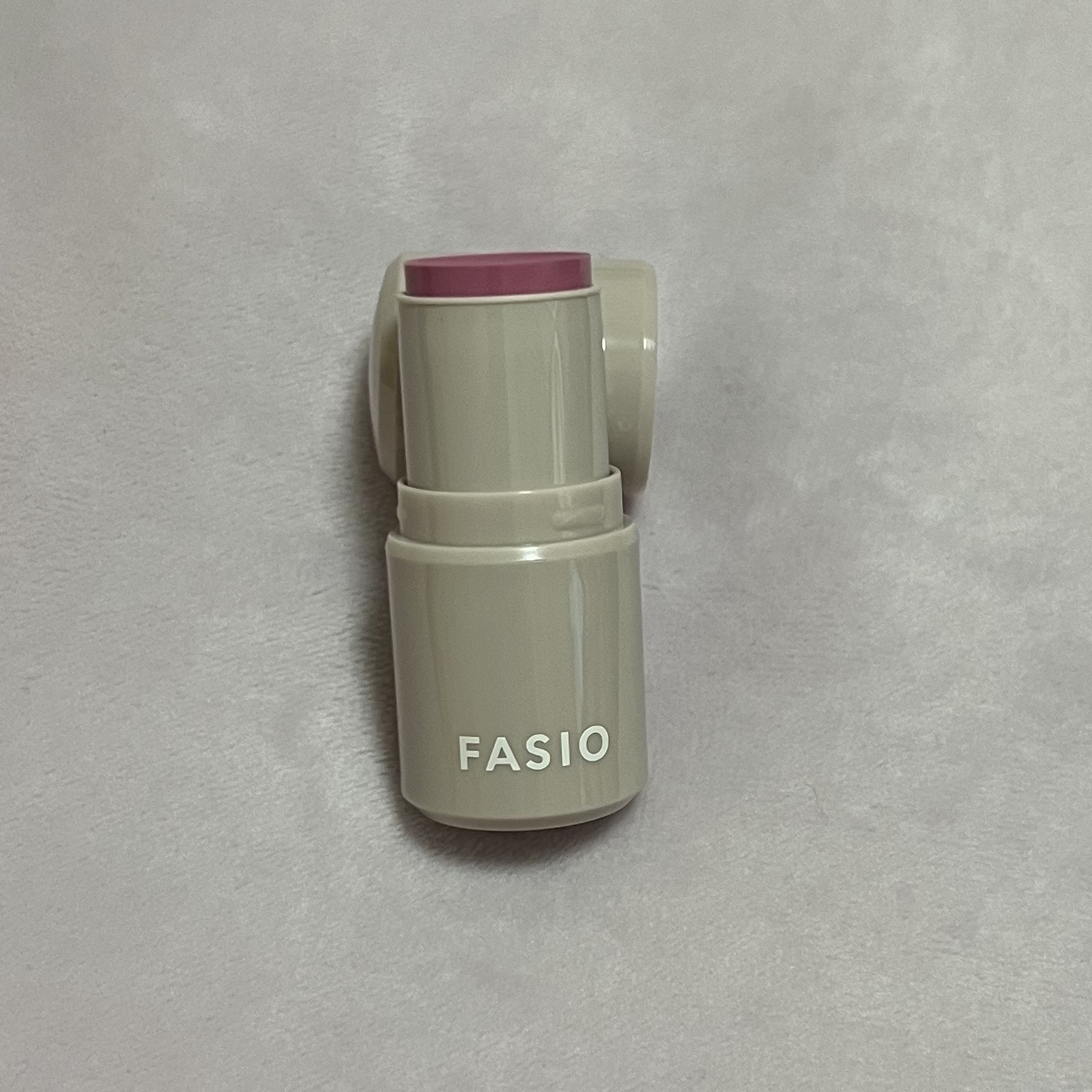 マルチフェイス スティック 11 Lavender Crown/FASIO/ジェル・クリームチークを使ったクチコミ（1枚目）