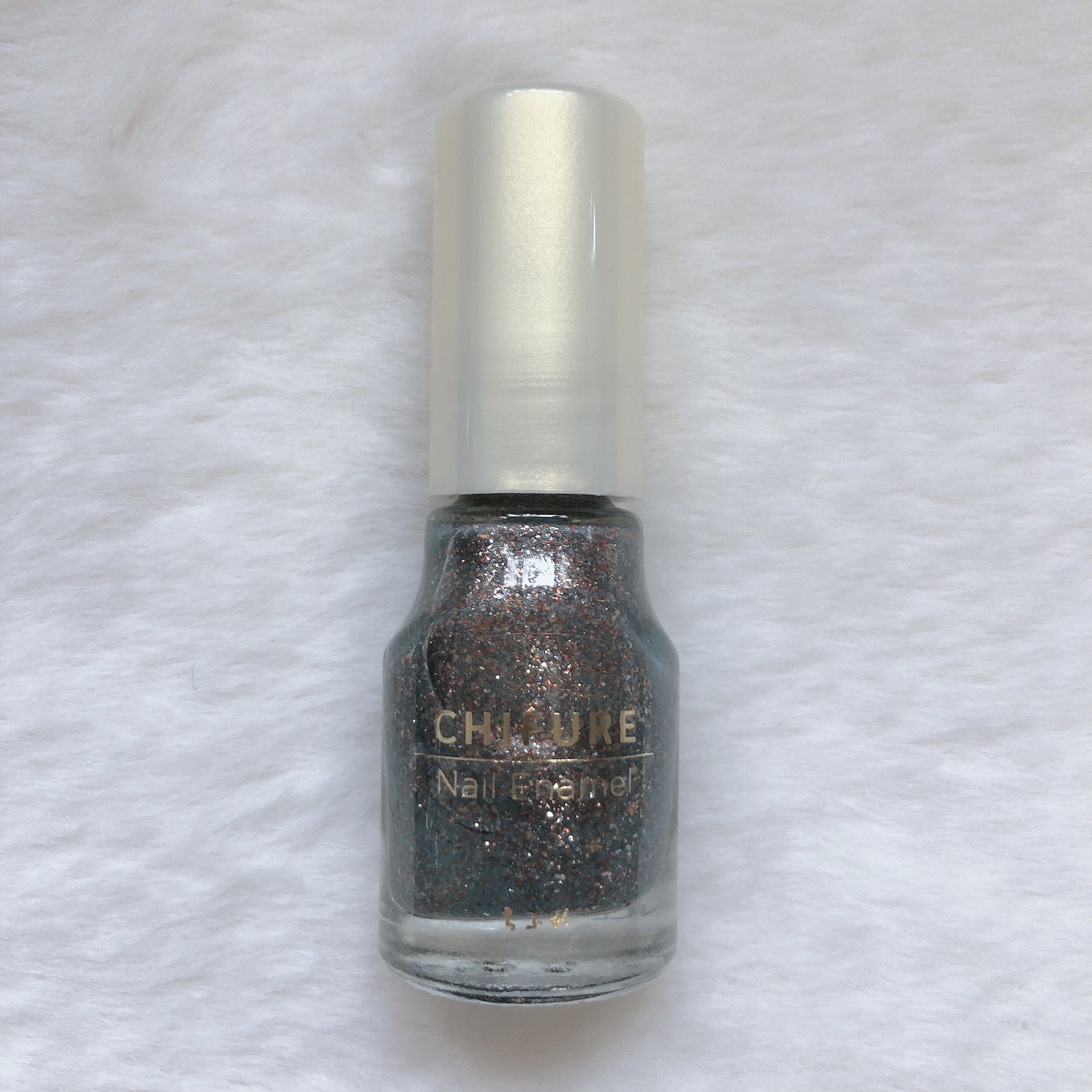 ネイル エナメル 049 グレー系ラメ/ちふれ/マニキュアを使ったクチコミ（2枚目）