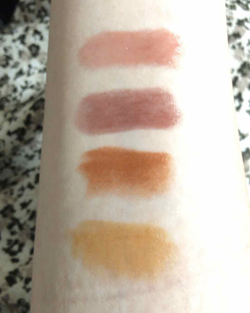 まんちゃん on LIPS 「最近のお気に入りリップたち上から、①スック モイスチャーリッチ..」(1枚目)