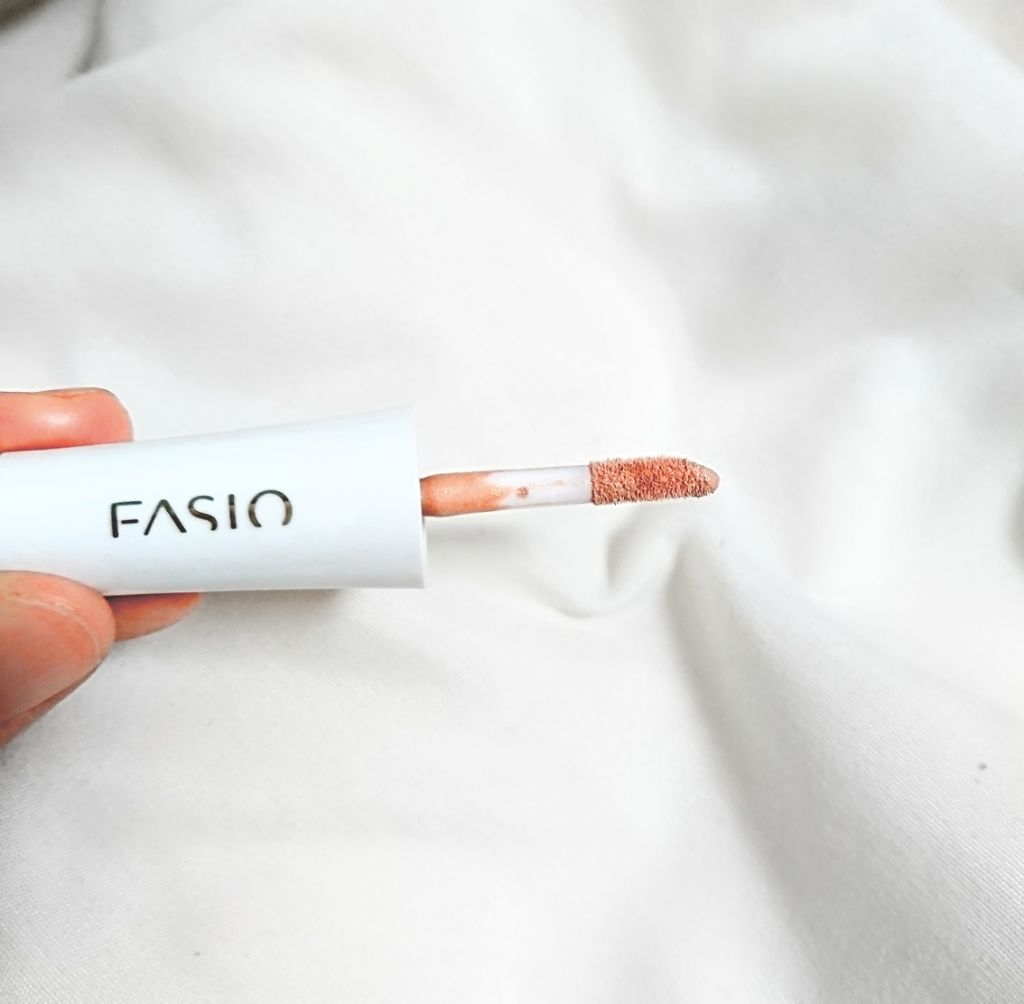 リキッドアイカラー WP 濃密発色タイプ/FASIO/リキッドアイシャドウを使ったクチコミ（2枚目）