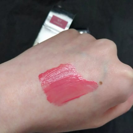 センシュアル フィッティング グロウ ティント/HERA/リップティントを使ったクチコミ(2枚目)