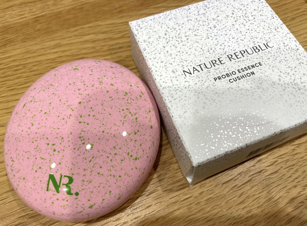 PROBIOエッセンスクッション/ネイチャーリパブリック/クッションファンデーションを使ったクチコミ（2枚目）