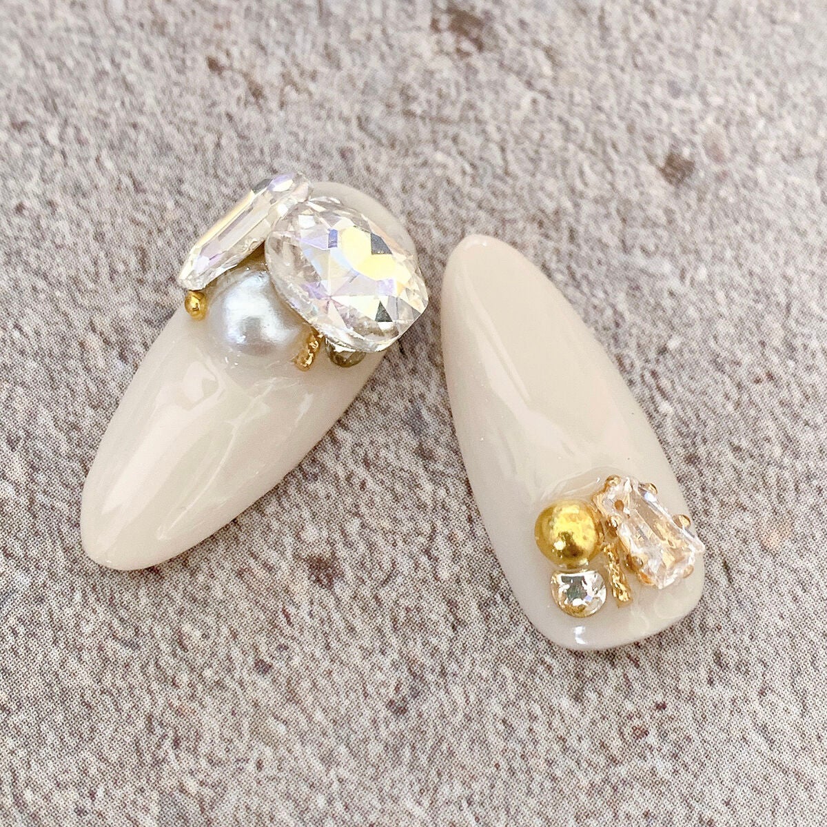 mizuki꙳ネイリスト on LIPS 「こんにちは🤍今回はSHEINのおすすめネイルパーツを紹介します..」(3枚目)