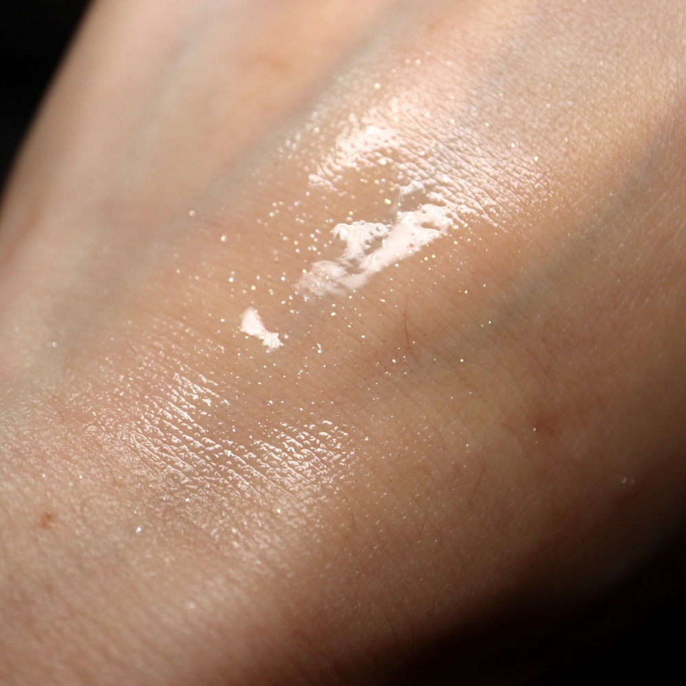 ソレイユ ネージュ シマリング ボディ オイル 45ml/TOM FORD BEAUTY/ボディオイルを使ったクチコミ（2枚目）