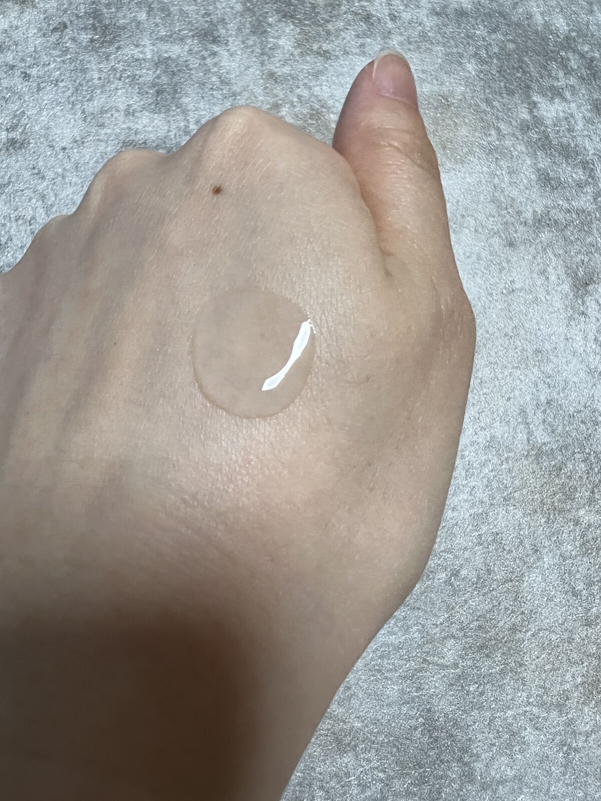 ヒアルロニックシナジーアンプル/IANCELL/美容液を使ったクチコミ（2枚目）