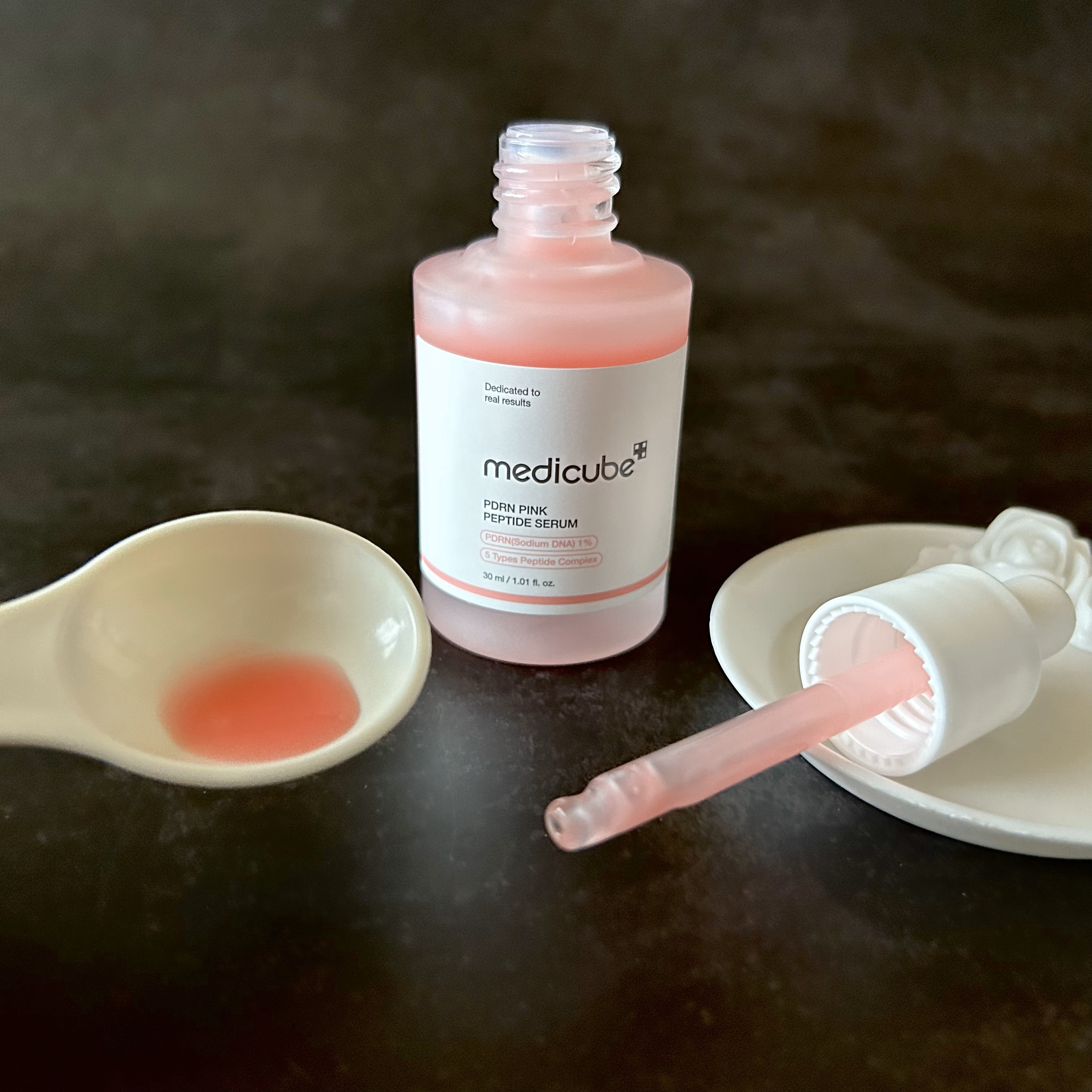 PDRNピンクアンプル PDRN 10,000ppm配合/MEDICUBE/美容液を使ったクチコミ（2枚目）