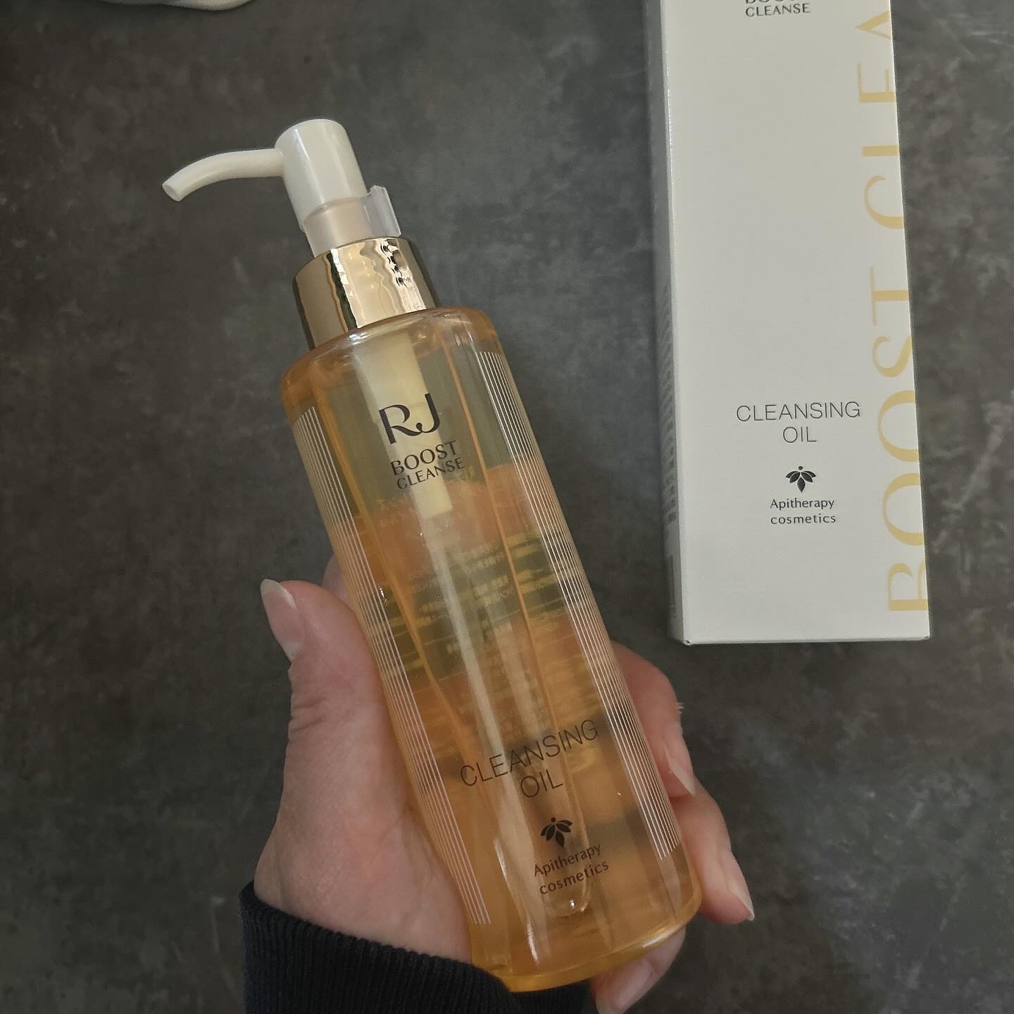 RJ ブーストクレンズ クレンジングオイル  本体（150ml）/アピセラピーコスメティクス/オイルクレンジングを使ったクチコミ（1枚目）