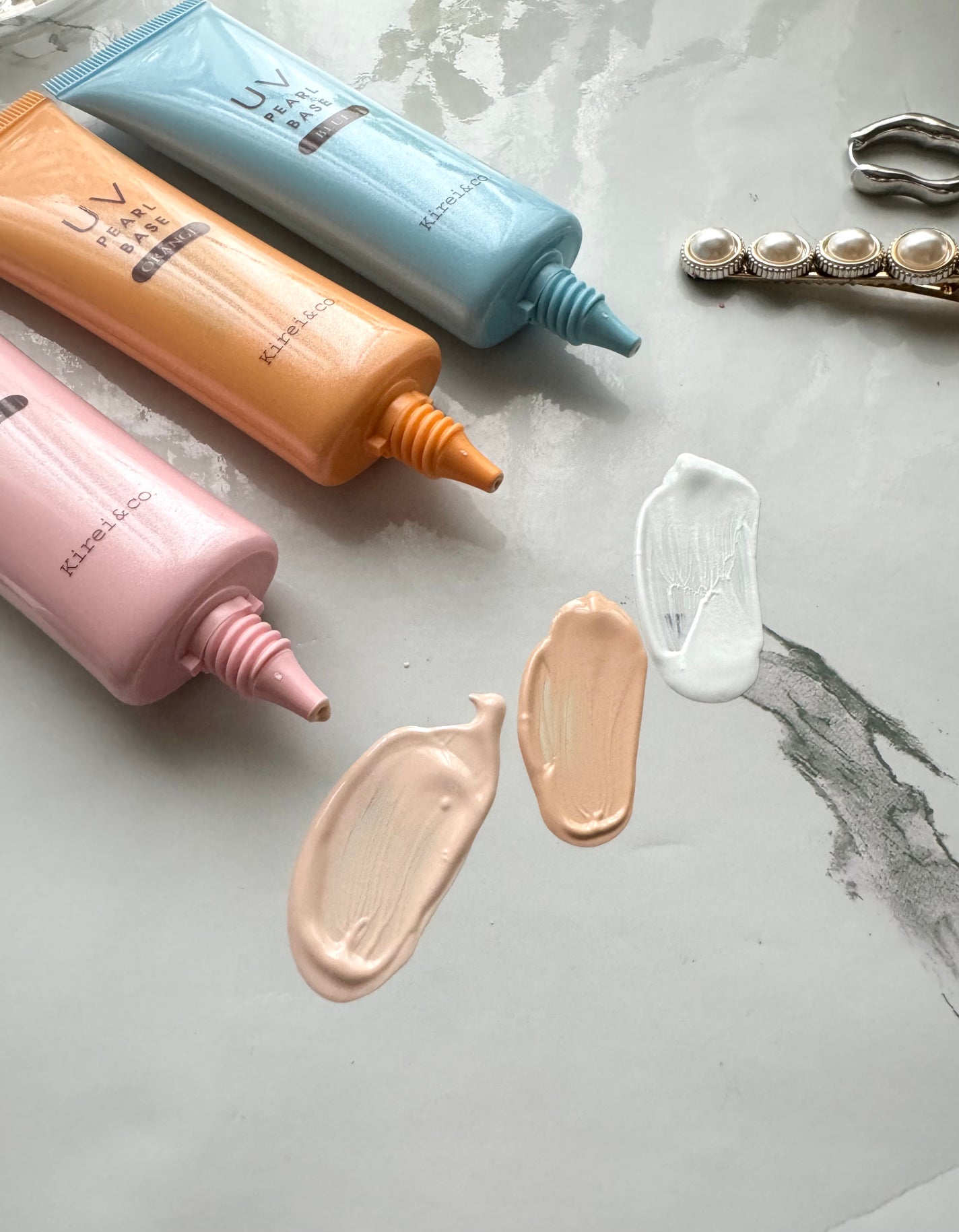 UVパールベース/Kirei&co./日焼け止めクリームを使ったクチコミ(2枚目)