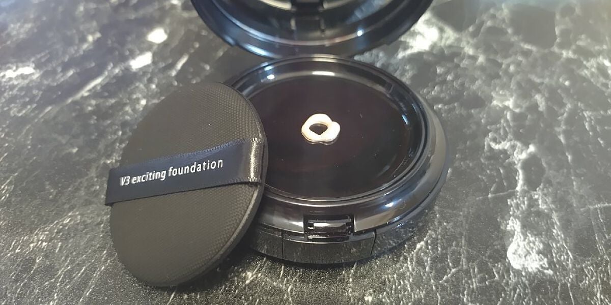 V3 エキサイティングファンデーション/SPICARE/クッションファンデーションを使ったクチコミ(2枚目)