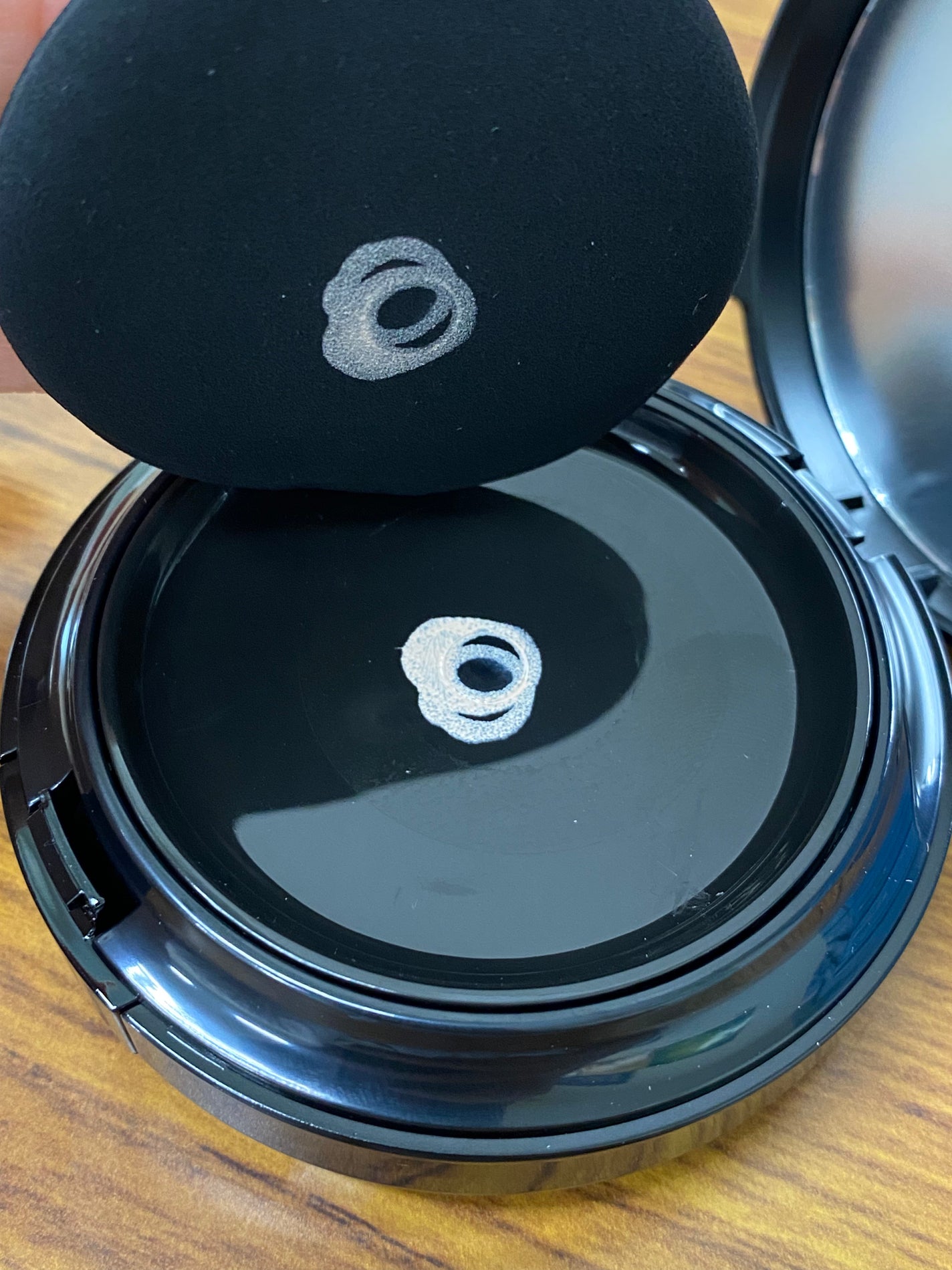 V3 エキサイティングファンデーション/SPICARE/クッションファンデーションを使ったクチコミ(3枚目)