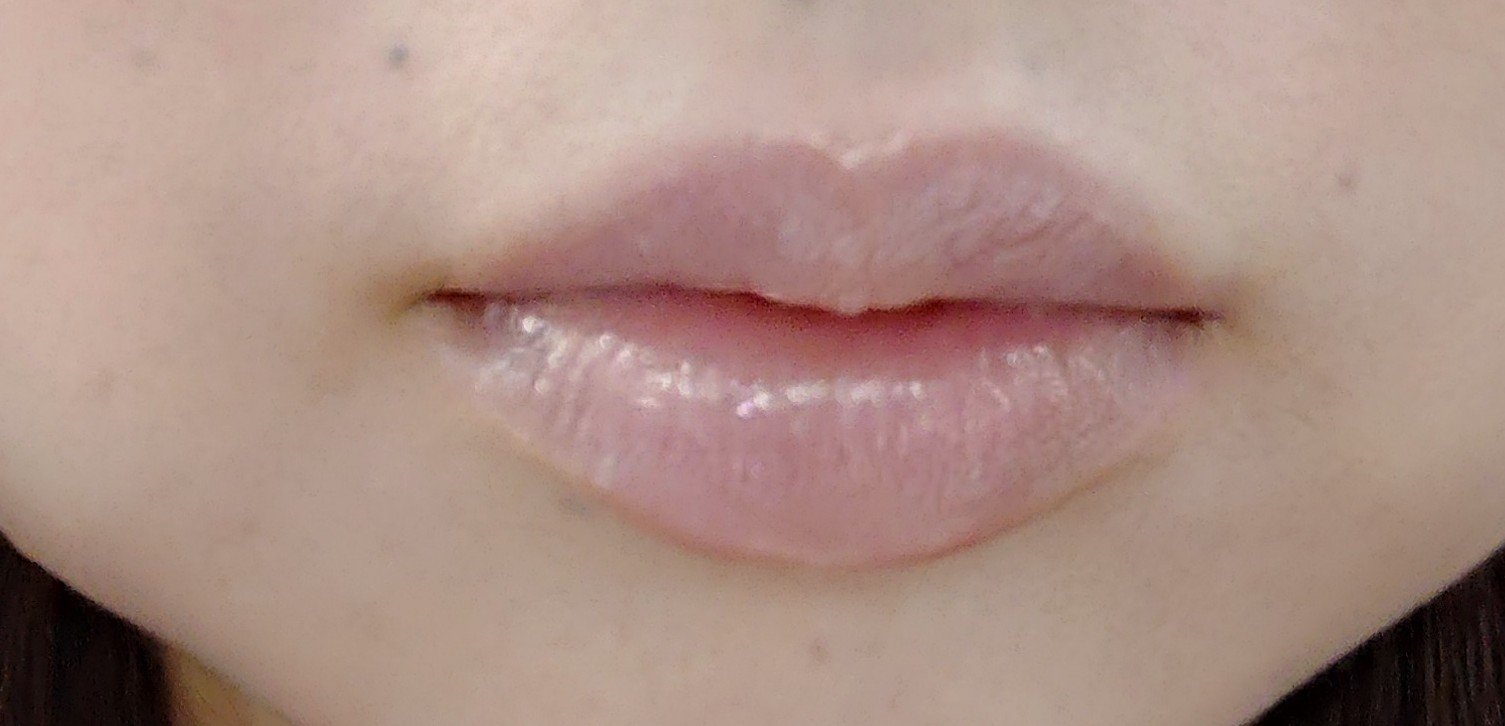 ジルスチュアート　リップブロッサム グロウ 102 glass viola（限定色）/JILL STUART/口紅を使ったクチコミ（2枚目）