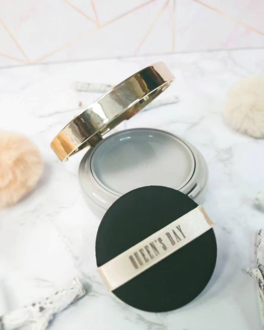 ザ オールインワンファンデーション/QUEEN'S DAY/リキッドファンデーションを使ったクチコミ（2枚目）