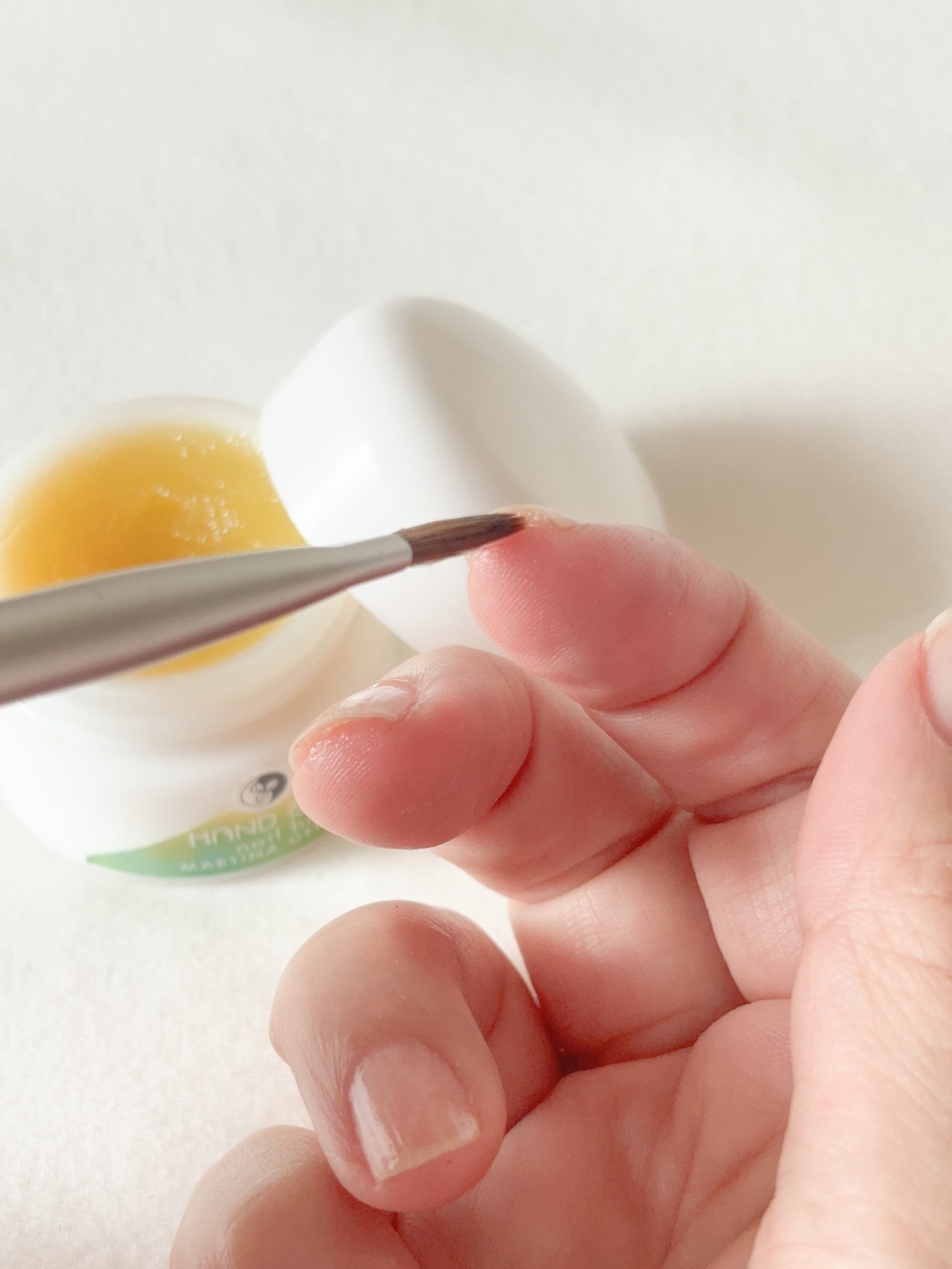 ネイルバルサム/マルティナ オーガニックスキンケア/ハンドクリームを使ったクチコミ(4枚目)