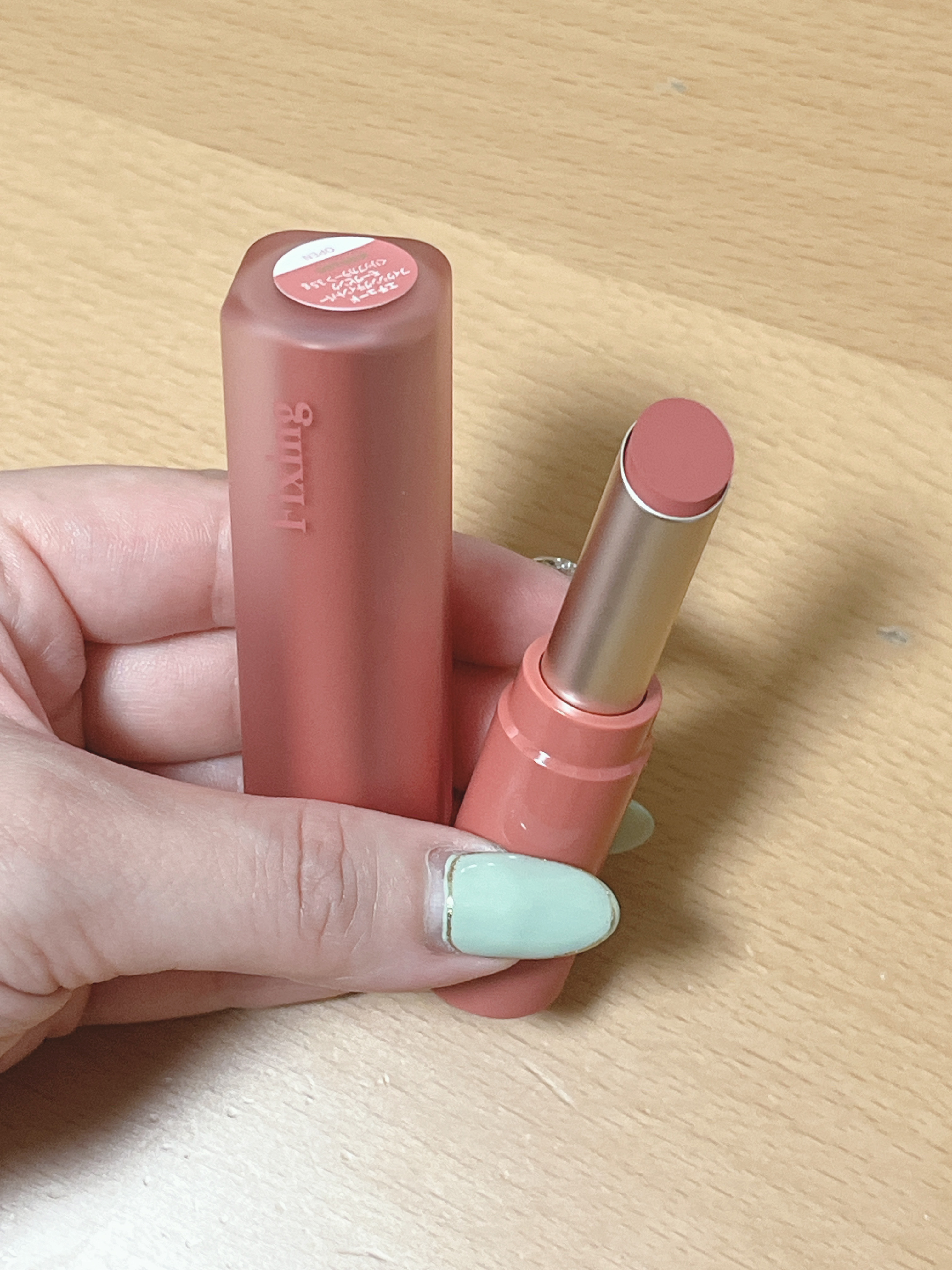 フィクシングティントバー/ETUDE/リップティントを使ったクチコミ（2枚目）