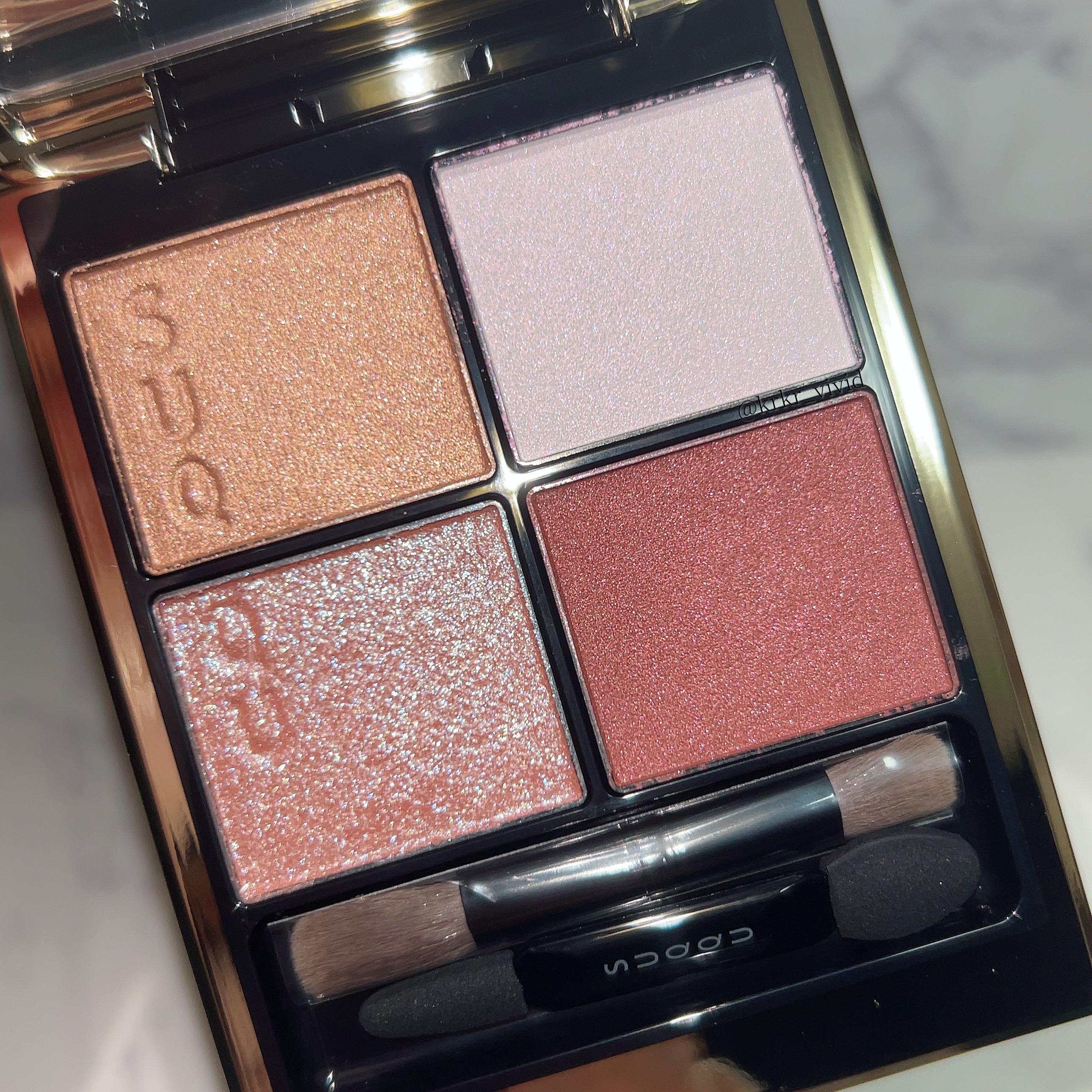 シグニチャー カラー アイズ/SUQQU/アイシャドウパレットを使ったクチコミ（2枚目）