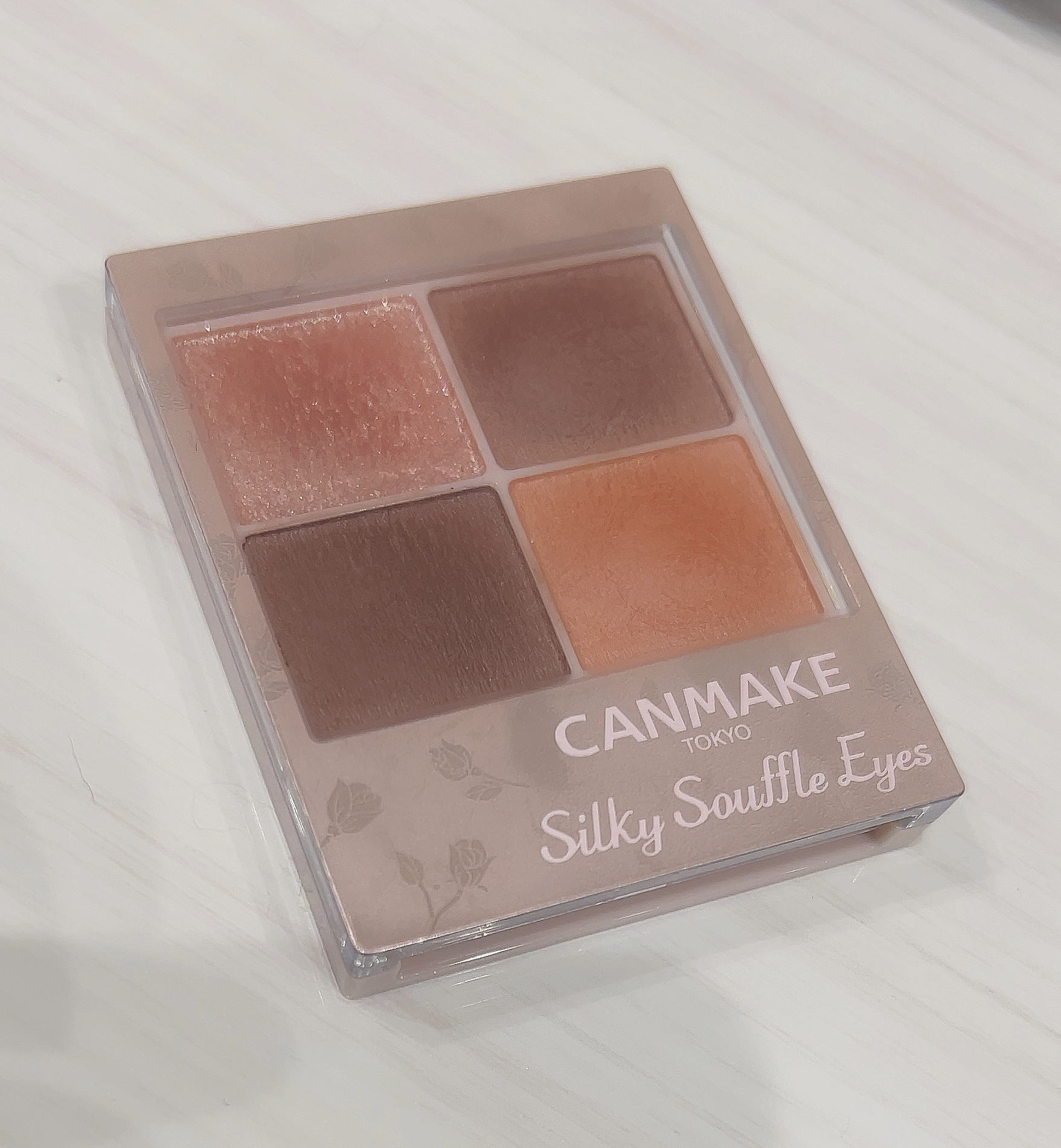 シルキースフレアイズ（マットタイプ）/キャンメイク/アイシャドウパレットを使ったクチコミ（2枚目）