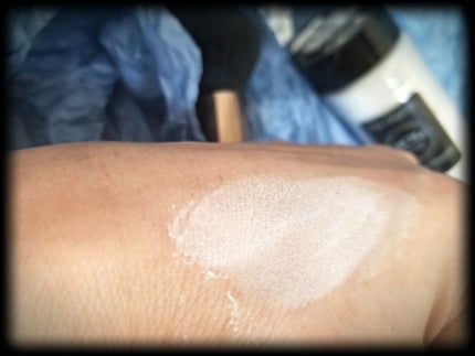 No Color Powder/RCMA Makeup/ルースパウダーを使ったクチコミ(3枚目)