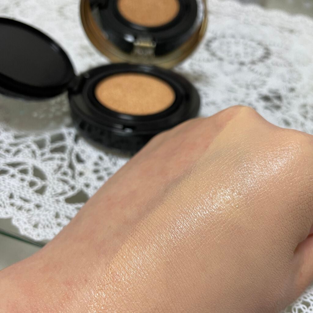 フローレス ルミエール ラディアンス パーフェクティング クッション/ローラ メルシエ/クッションファンデーションを使ったクチコミ(5枚目)