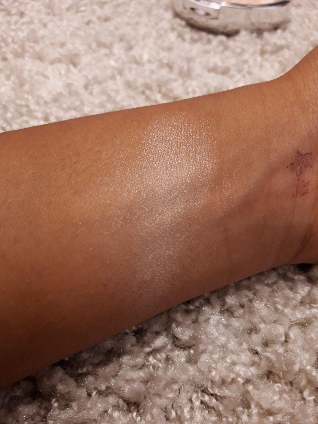 ミネラルグロウパールパウダー/PHYSICIANS FORMULA/パウダーファンデーションを使ったクチコミ(2枚目)