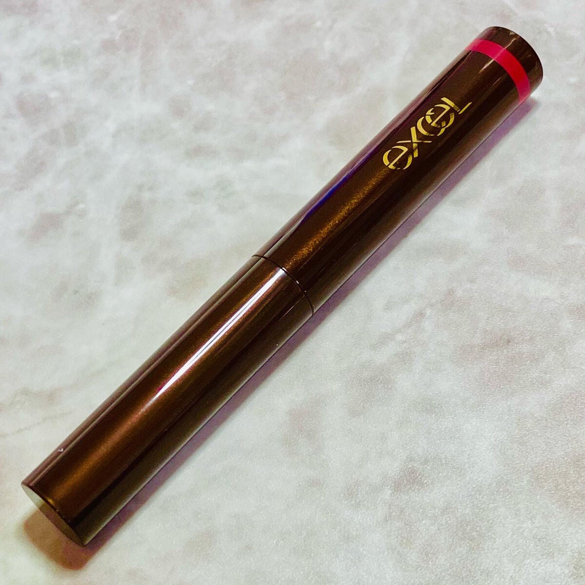 グリームオンフィットシャドウ/excel/スティックアイシャドウを使ったクチコミ(2枚目)