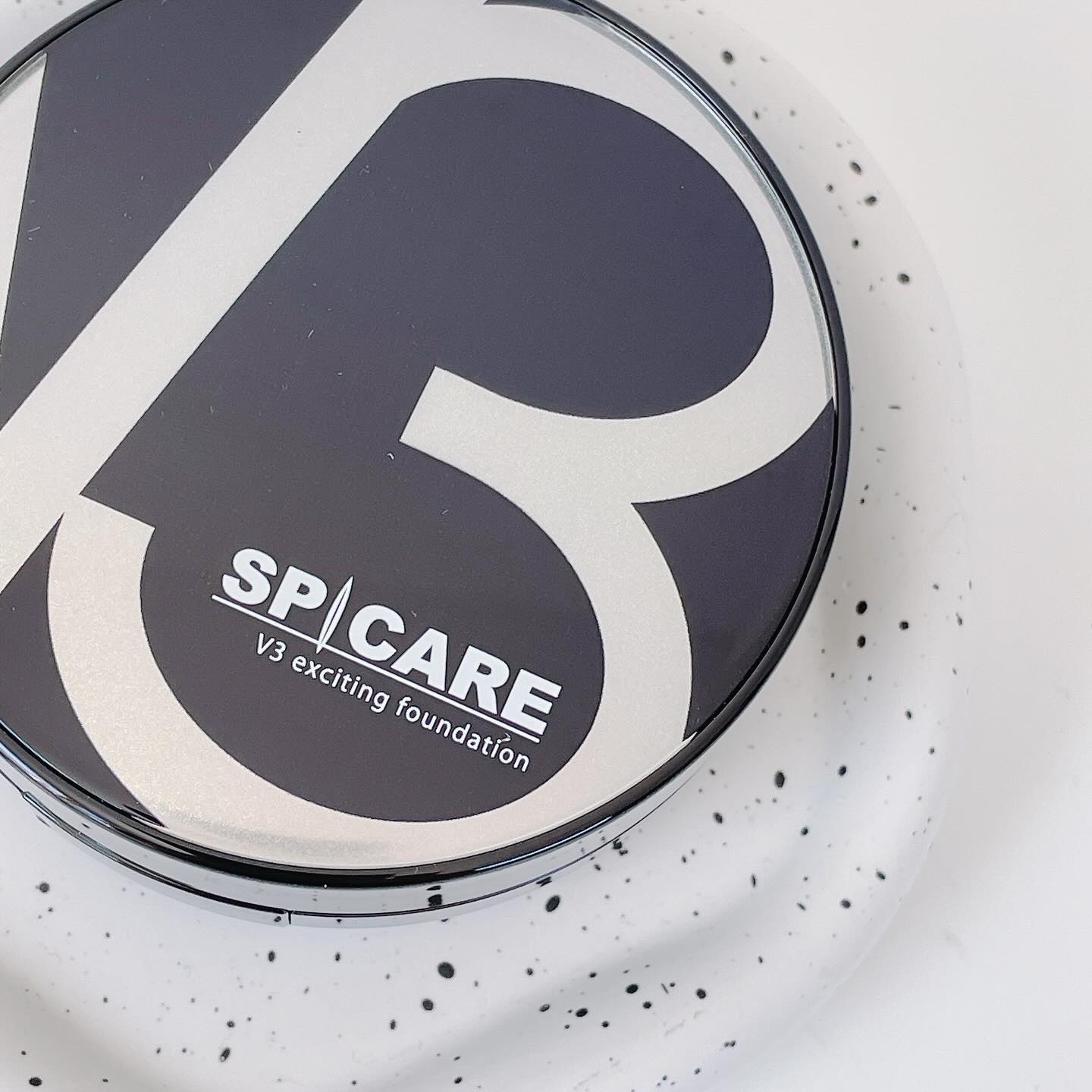 V3 エキサイティングファンデーション/SPICARE/クッションファンデーションを使ったクチコミ（2枚目）