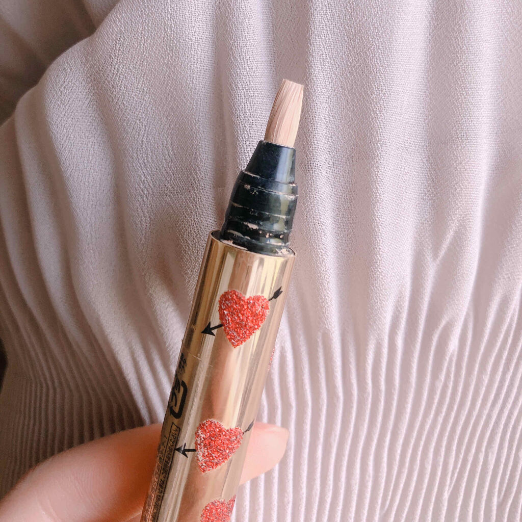 ラディアント タッチ/YVES SAINT LAURENT BEAUTE/リキッドコンシーラーを使ったクチコミ（2枚目）
