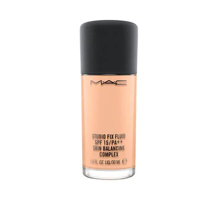 M・A・C スタジオフィックス フルイッド SPF 15