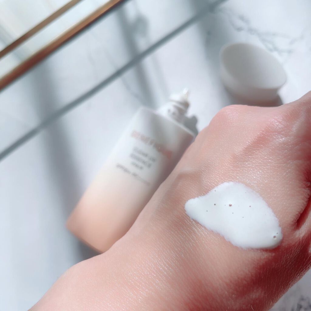 ベネフィーク クリア UV エッセンス（ＵＶ＆ＩＲ）/BENEFIQUE/日焼け止めローションを使ったクチコミ（3枚目）