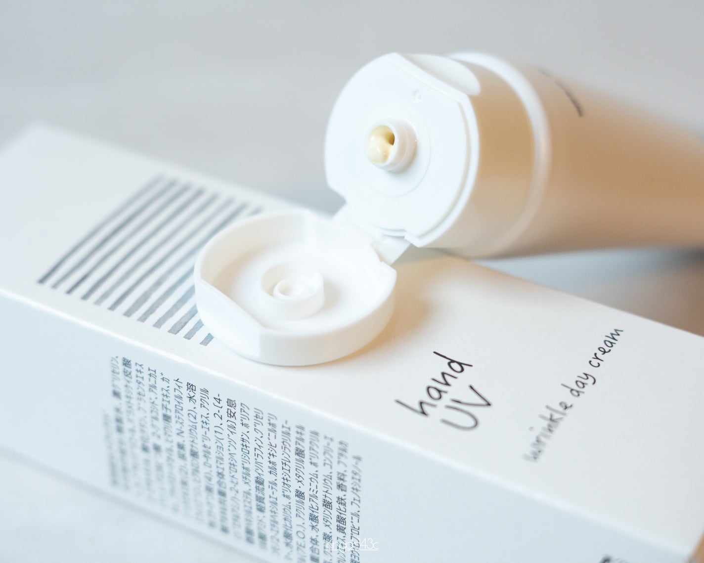 ハンド UV リンクルデイクリーム W/ナリスアップ/ハンドクリームを使ったクチコミ(3枚目)