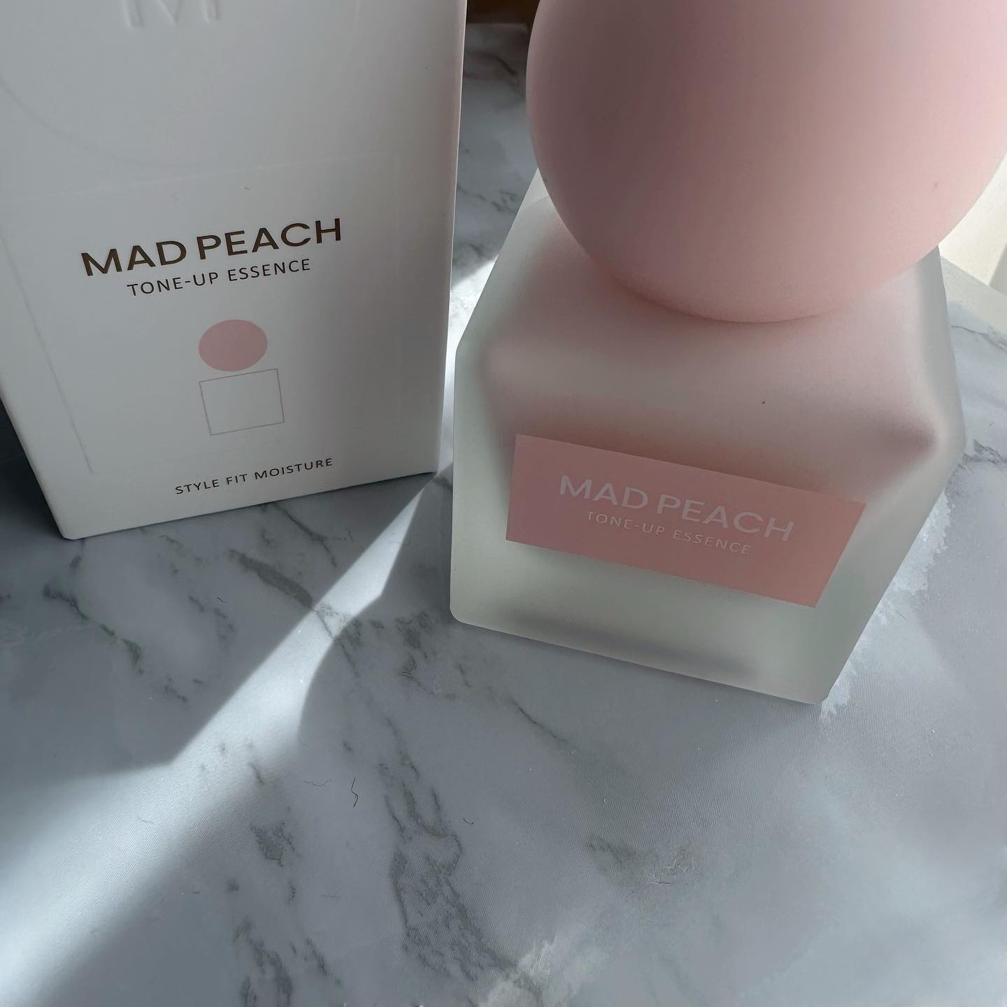スタイルフィット モイスチャートーンアップエッセンス/MAD PEACH/化粧下地を使ったクチコミ（2枚目）