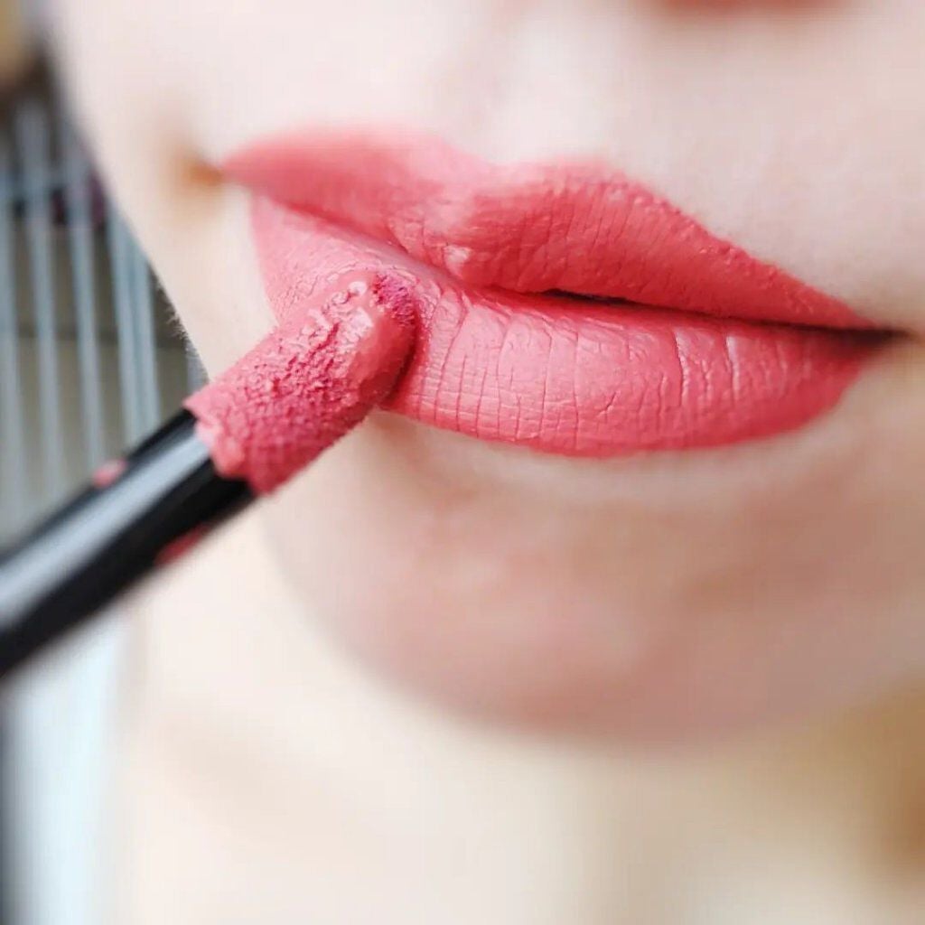 ぎんむぎ@フォロバするお👍🏻🎀 on LIPS 「💭▶️CYQキューピッドリップ☾ココがイチオシpoint!☽✏..」(5枚目)