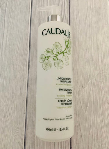 Caudalie モイスチャライジングトナー　400ml

以前レビューしたVTの化粧水使い切りましたので、コーダリーの拭き取り化粧水に切り替えようと思います。

コーダリーはフランス、ボルドーのブドウ