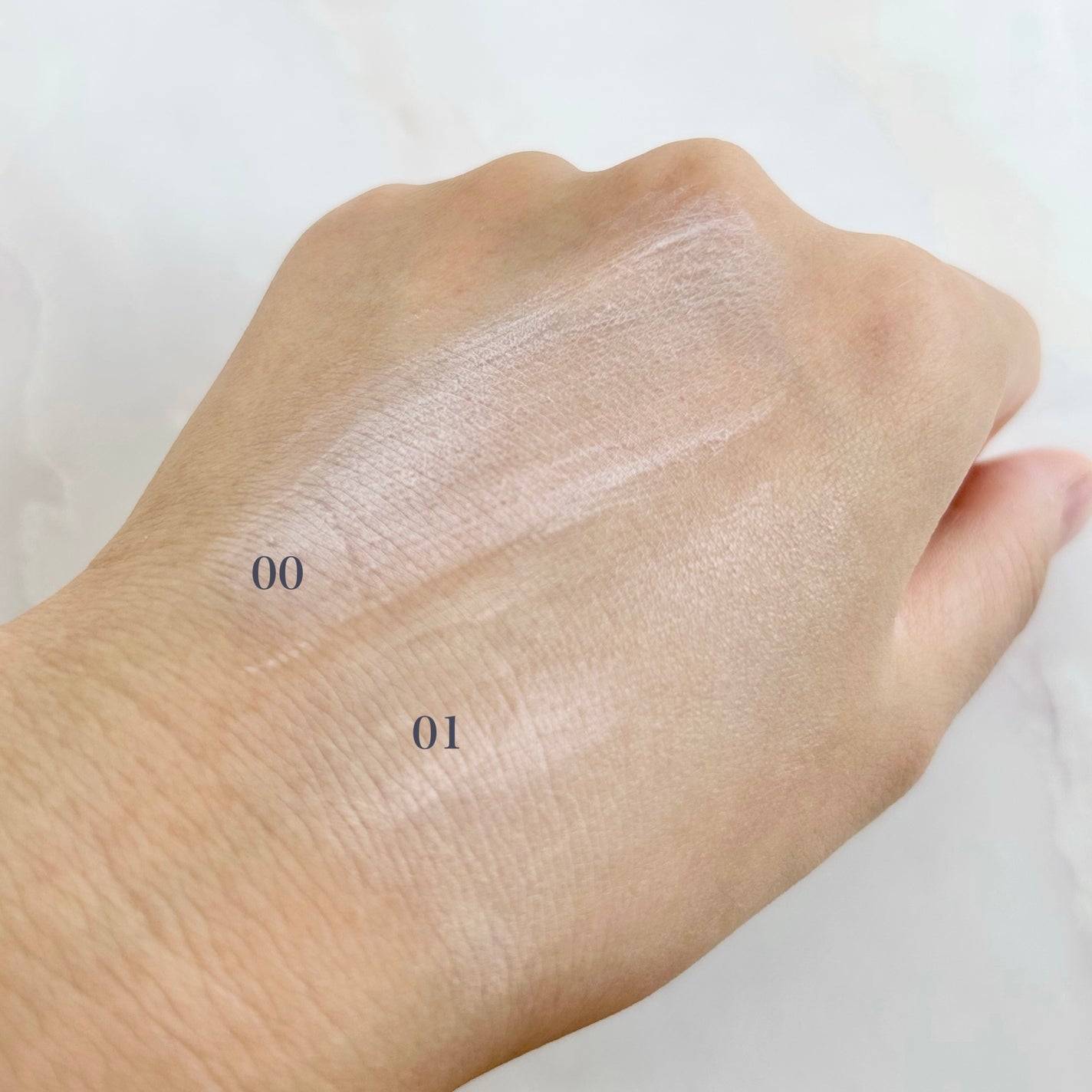 モイスチュアライジング プライマー/PAUL & JOE BEAUTE/化粧下地を使ったクチコミ(3枚目)