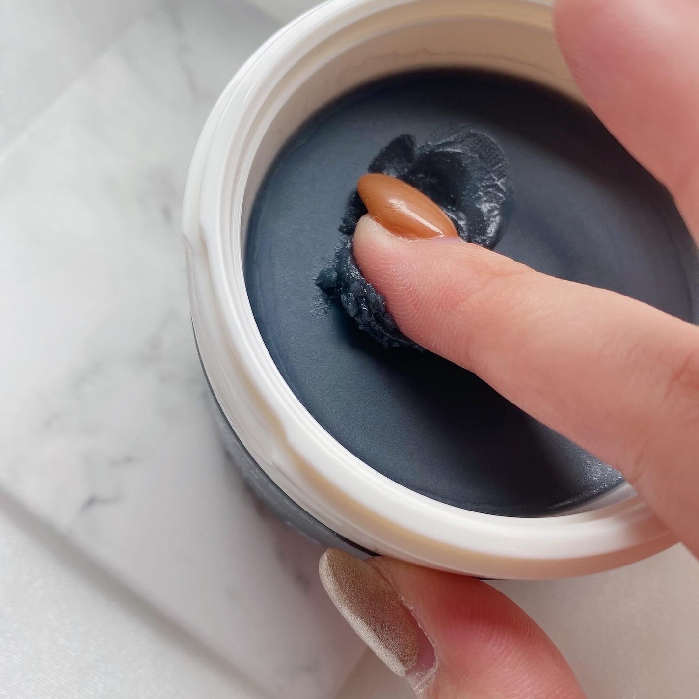 パーフェクトワンフォーカス スムースクレンジングバーム ディープブラック/PERFECT ONE FOCUS/クレンジングバームを使ったクチコミ(3枚目)