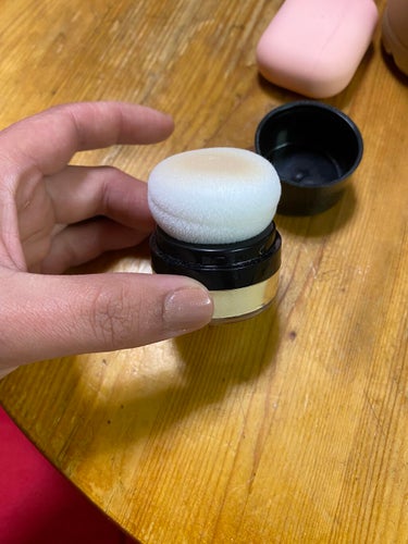 スポンジ付きチーク容器/DAISO/その他化粧小物を使ったクチコミ（3枚目）