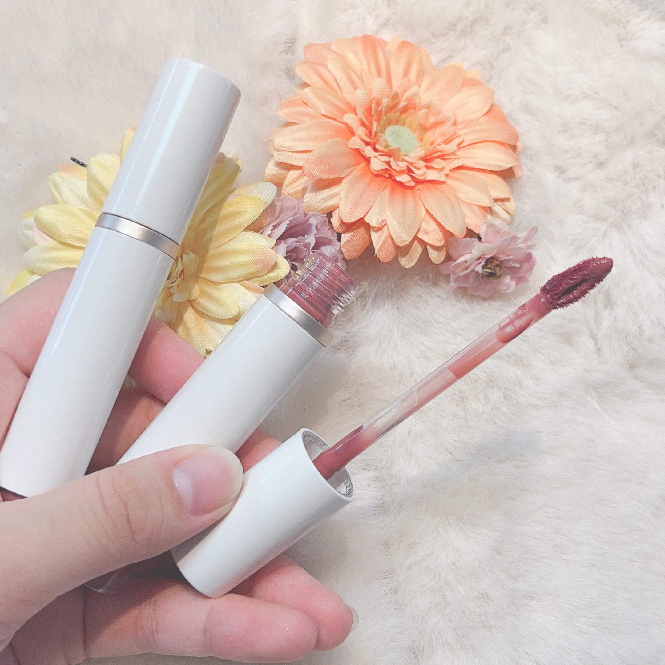 ムードインハンサーウォーターリキッドグロウ/hince/口紅を使ったクチコミ（2枚目）