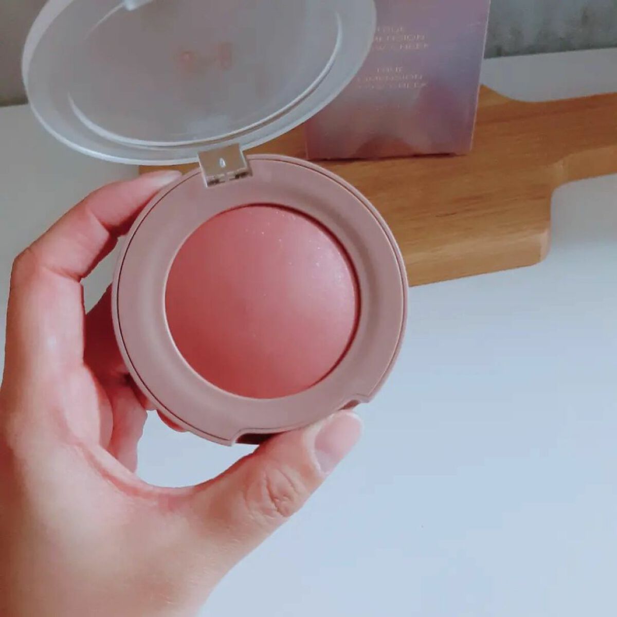 みぃ on LIPS 「hince〈ヒンス〉トゥルーディメンショングロウチーク2750..」(4枚目)