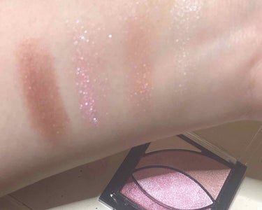 UR GLAM　VELVET EYE COLOR PALETTE/U R GLAM/パウダーアイシャドウを使ったクチコミ（2枚目）