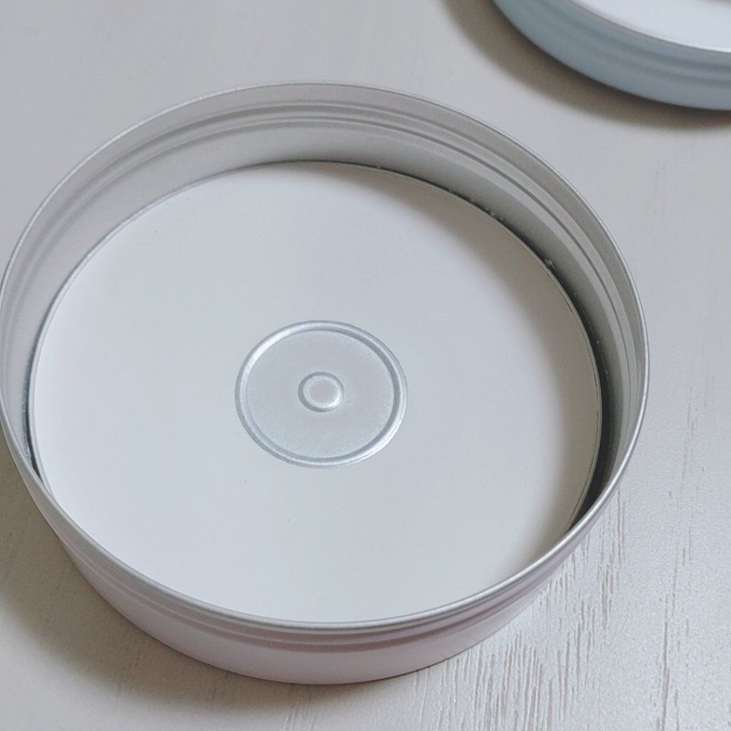 すっぴんパウダー/クラブ/プレストパウダーを使ったクチコミ（2枚目）