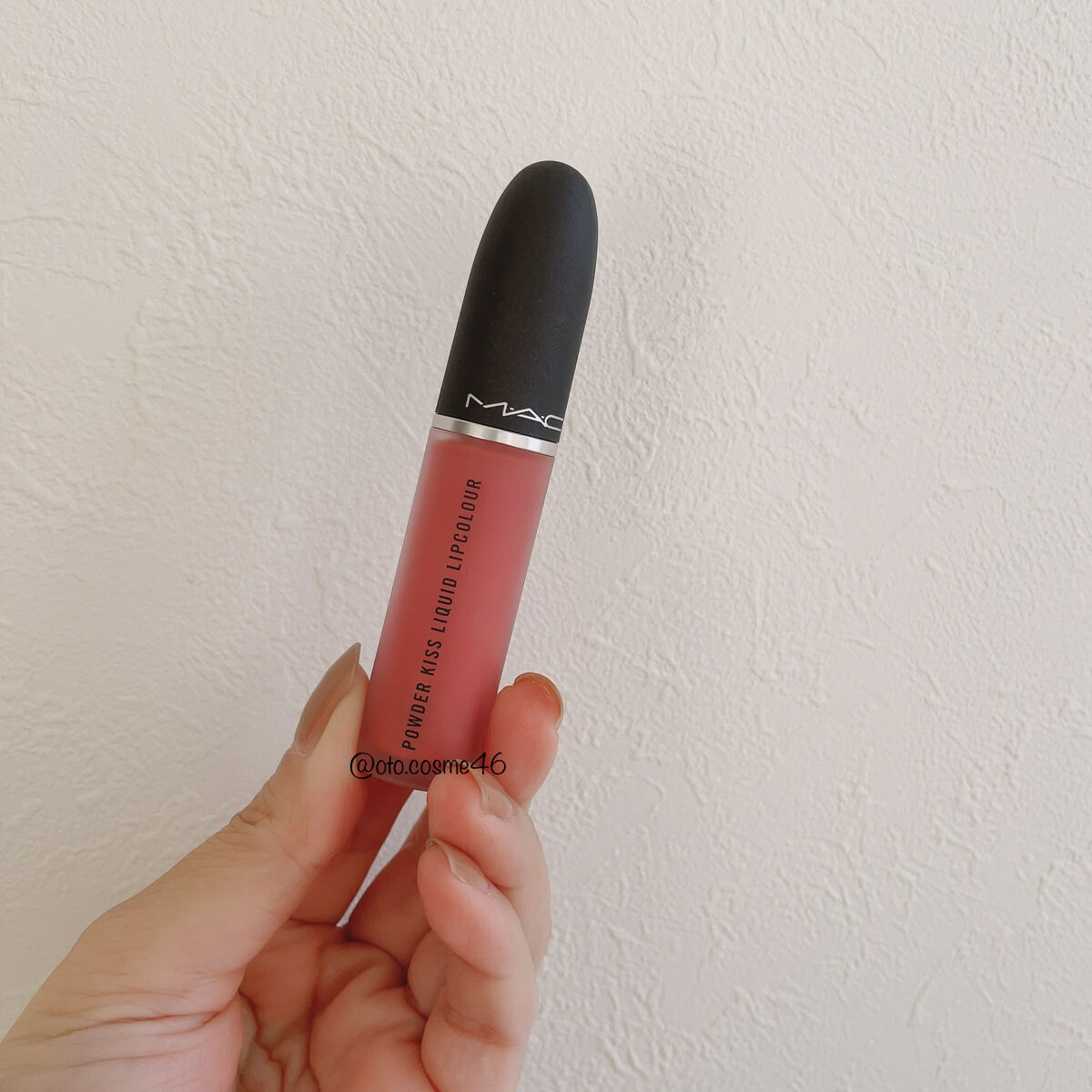 パウダー キス リキッド リップカラー インパルシブ/M・A・C/口紅を使ったクチコミ（1枚目）