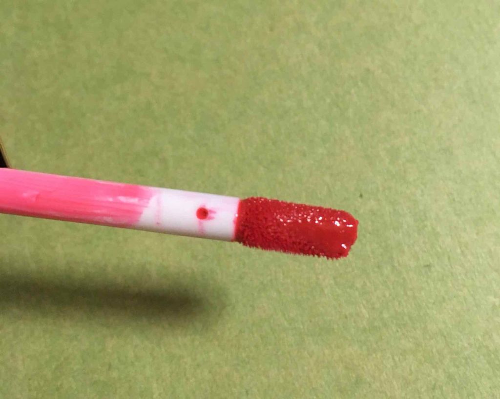 ハートウィンドウリップティントオイルタイプ 03 ブロッサムオイル/VAVI MELLO/リップグロスを使ったクチコミ（2枚目）