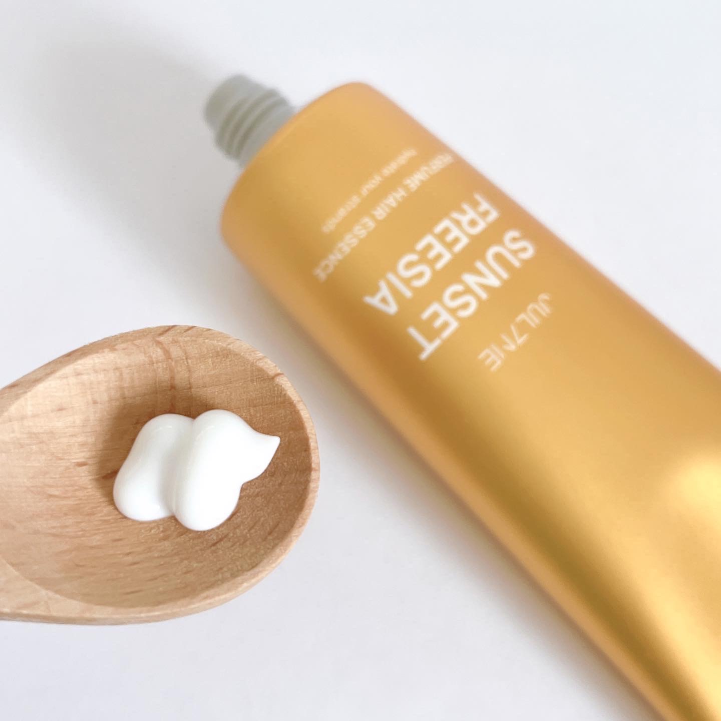 パフュームヘアエッセンス/JUL7ME/ヘアトリートメントを使ったクチコミ（3枚目）