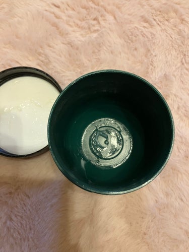 THE BODY SHOP ボディヨーグルト ペアのクチコミ「THE BODY SHOP　ボディヨーグルト ペア

使い切りです。

こちらはボディバターよ.....」（2枚目）