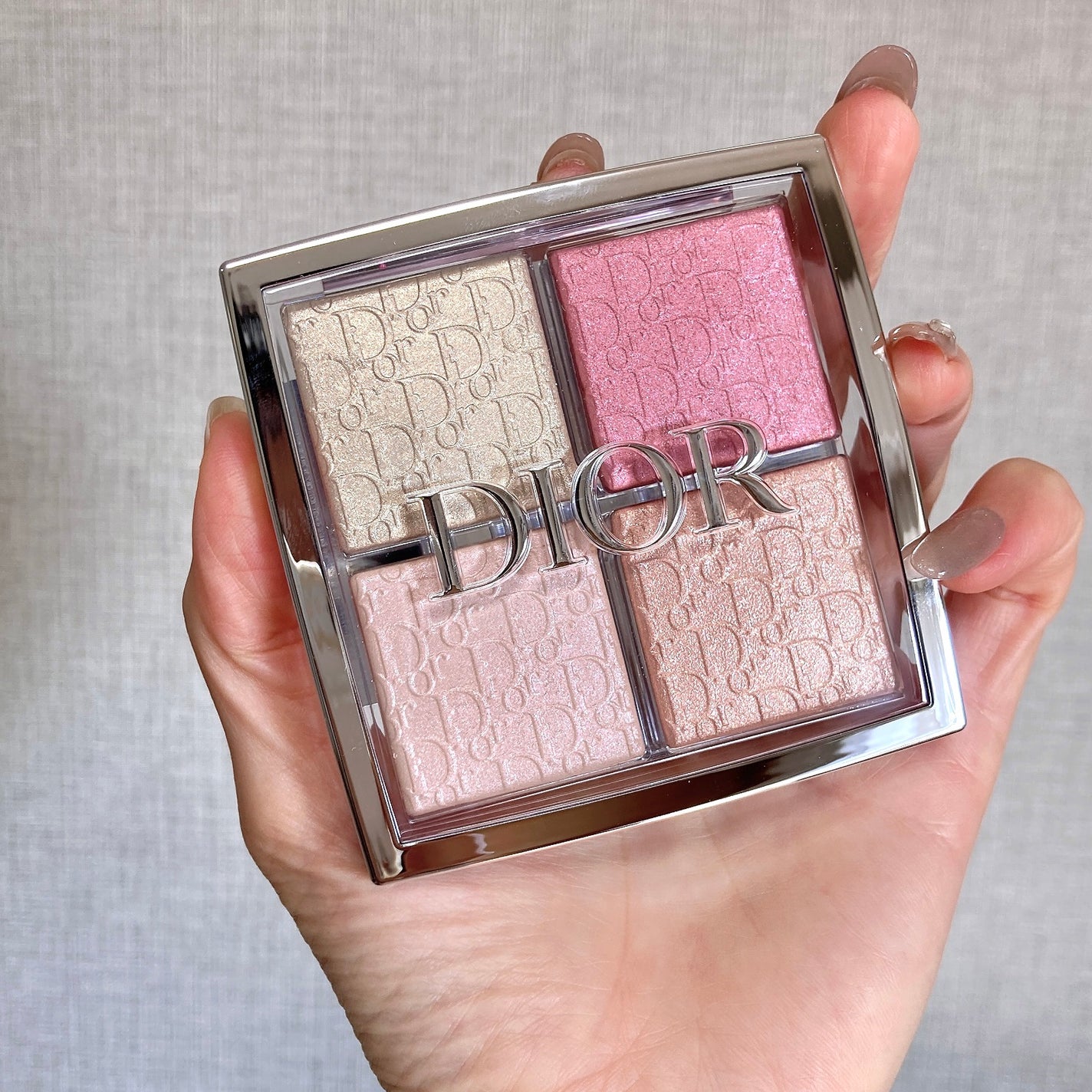 ディオール バックステージ フェイス グロウ パレット/Dior/ハイライトを使ったクチコミ(7枚目)