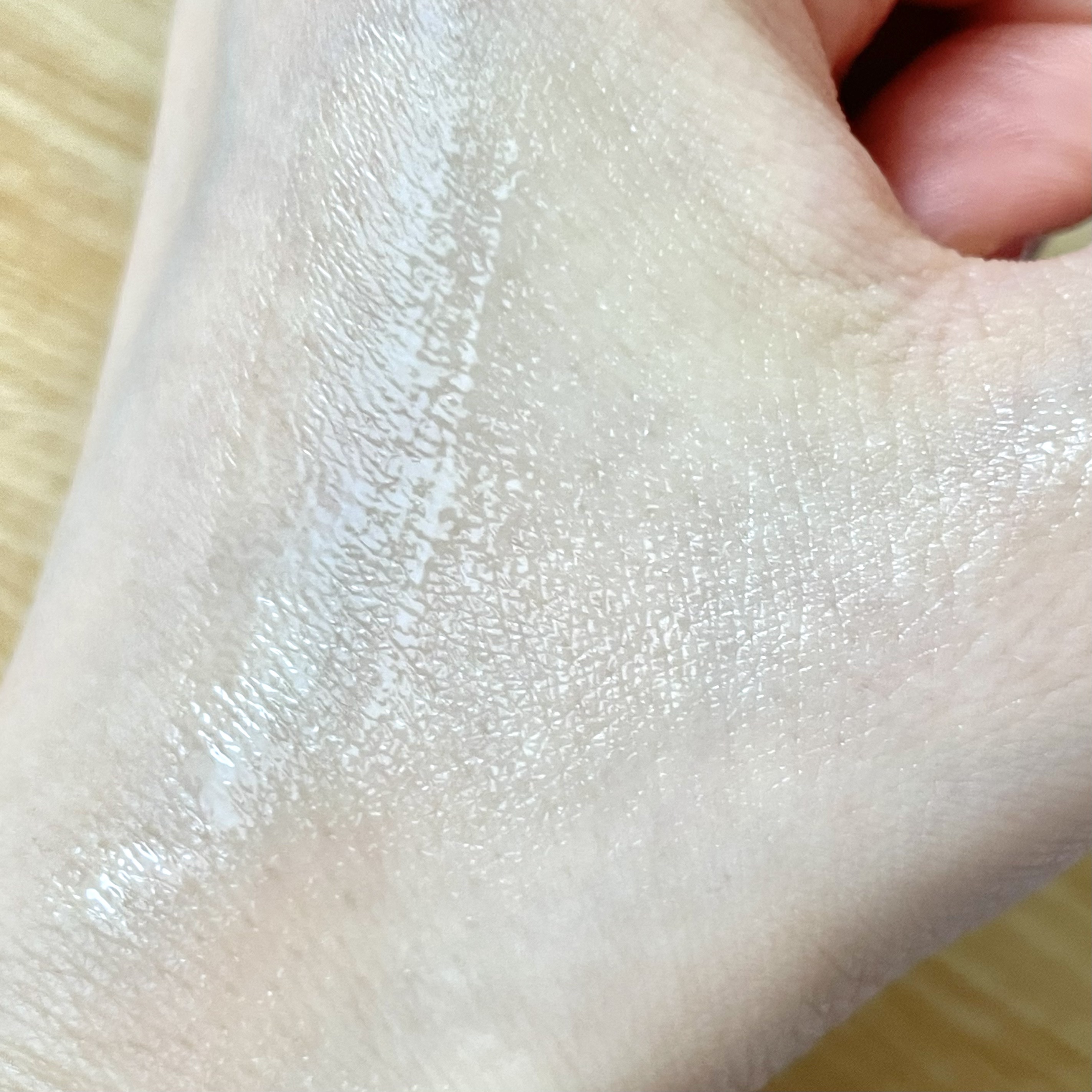 プレミアムボディミルク ホワイトニング【医薬部外品】		/ニベア/ボディミルクを使ったクチコミ（3枚目）