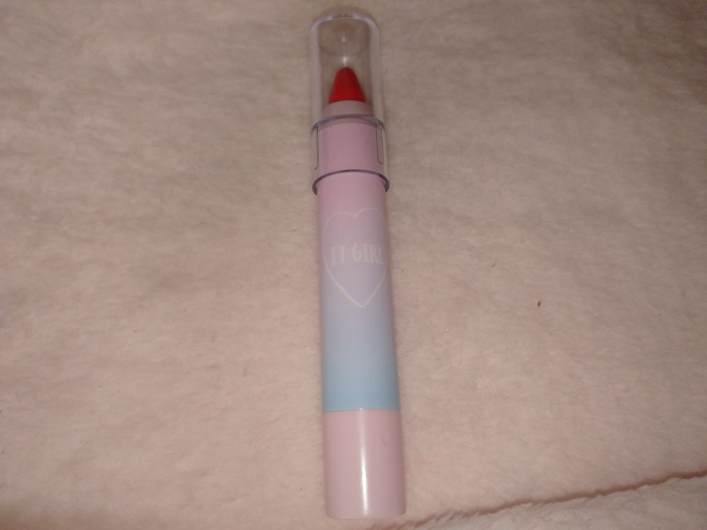 ダイソー×IT GIRL マットクレヨンリップ/DAISO/口紅を使ったクチコミ(1枚目)